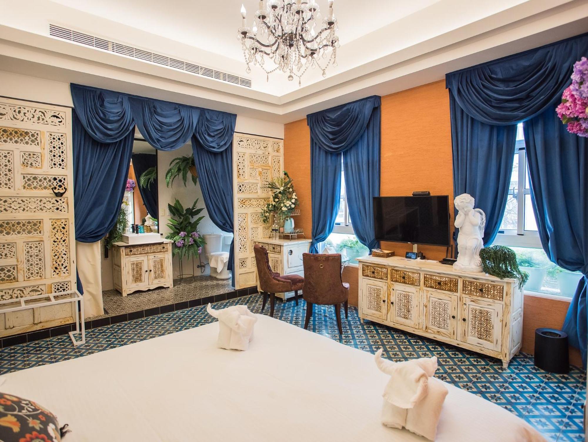 Anna King Hotel Chiayi City Exterior photo