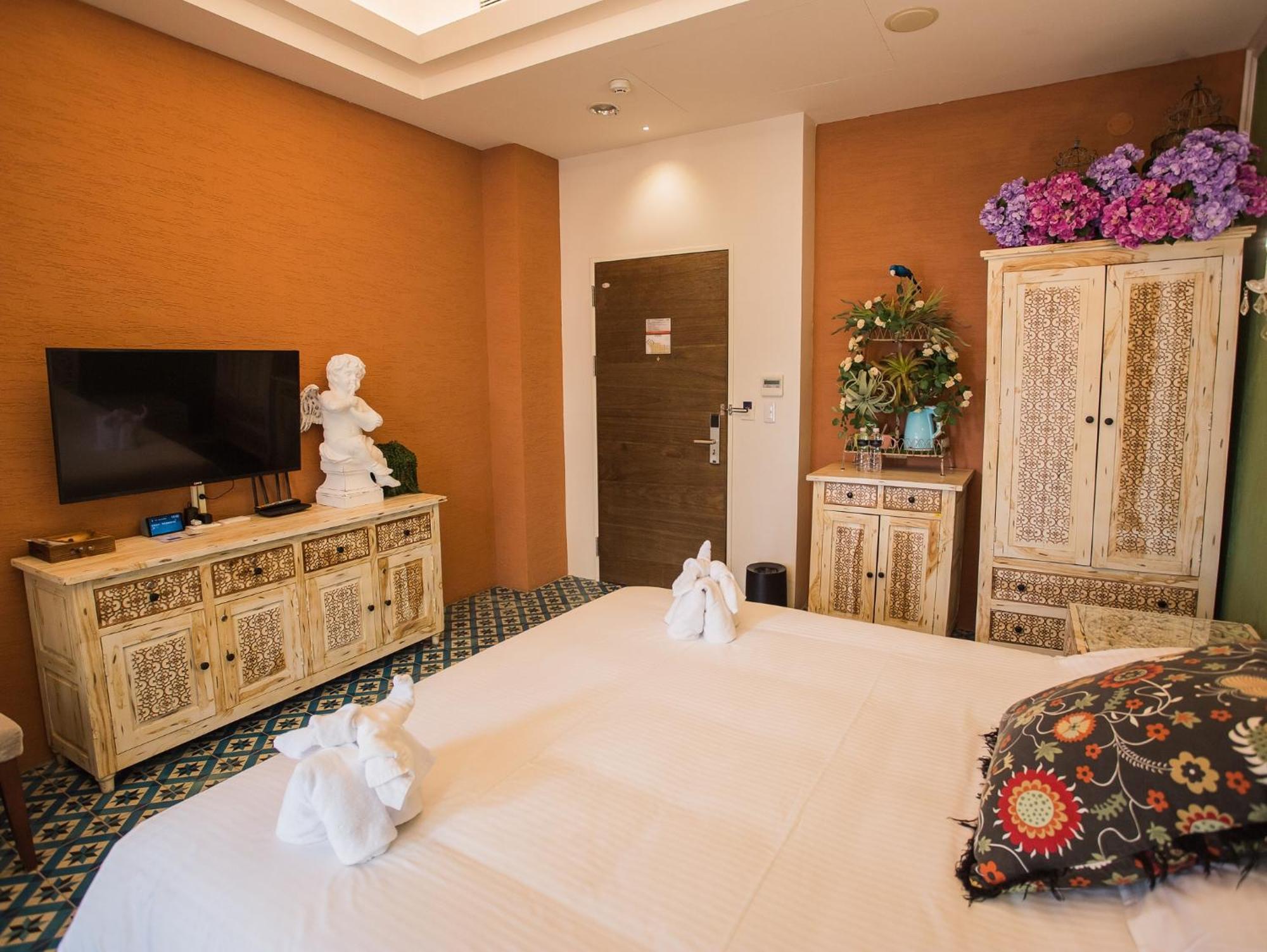 Anna King Hotel Chiayi City Exterior photo